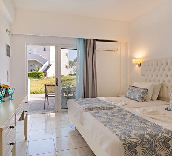 Room Standard Double Garden view Camerele