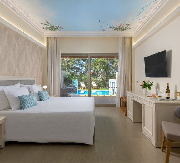 DOUBLE ROOM GARDEN VIEW PRIVATE POOL WITH TERRACE Camerele