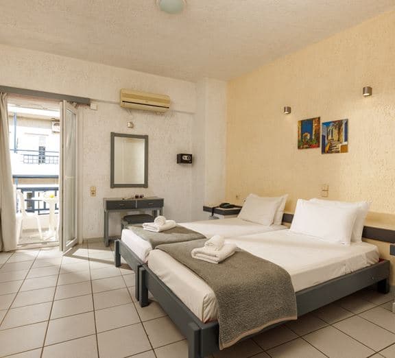Handicap economy dbl room Camerele