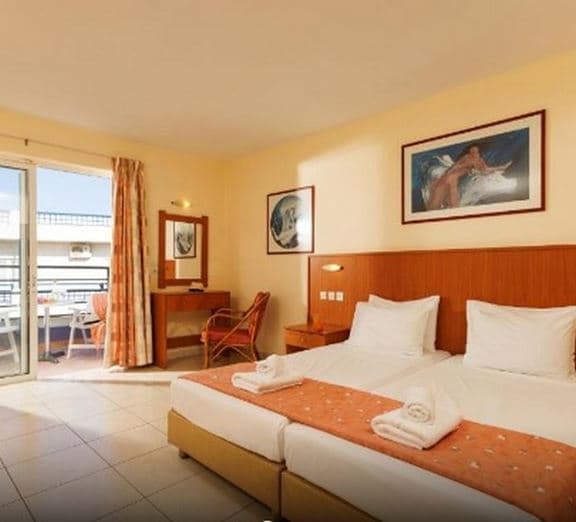 Superior DBL Room Camerele