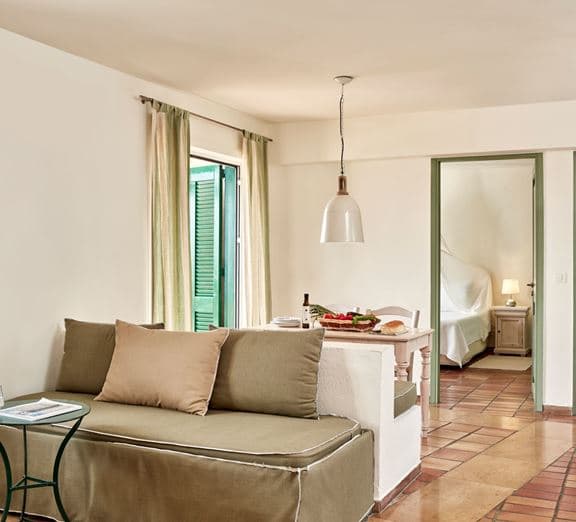 Superior Family Apartment 1 Bedroom village view Camerele