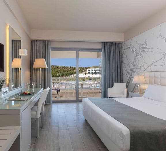 Deluxe Room Pool View Balcony or Terrace Camerele