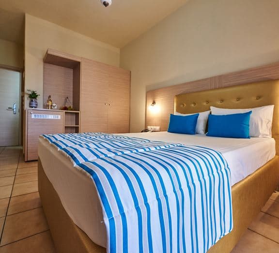DOUBLE ROOM/TWIN STANDARD BALCONY Camerele
