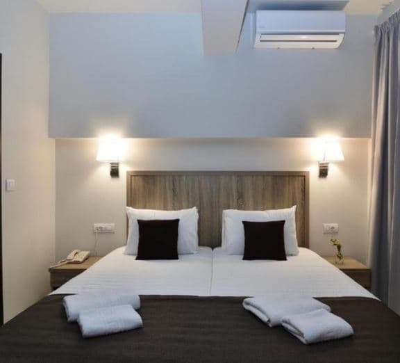 ROOM DOUBLE LANDVIEW BALCONY OR TERRACE Camerele