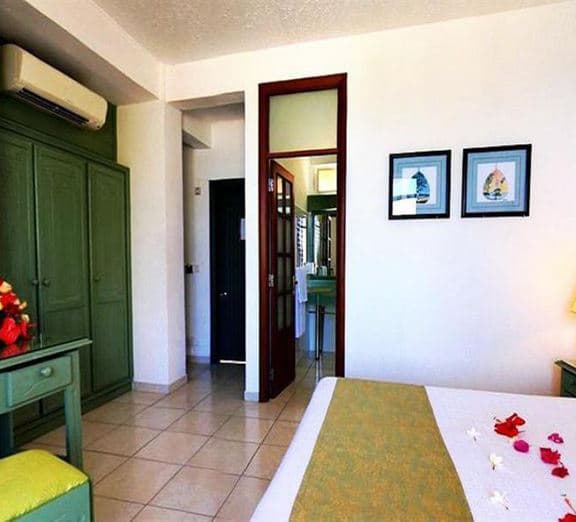 GARDEN VIEW ROOM Camerele