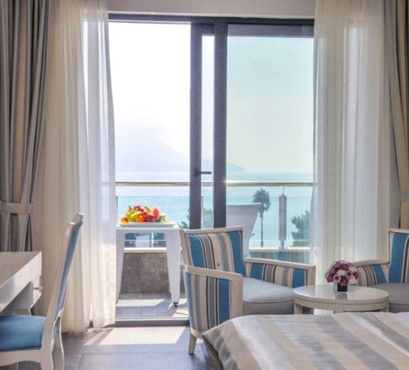 DOUBLE ROOM SEA VIEW Camerele