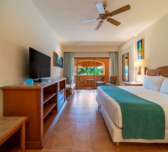PREMIUM NEAR POOL Camerele