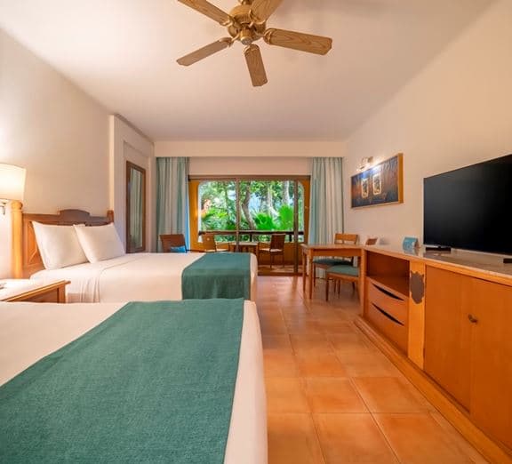 PREMIUM NEAR BEACH Camerele