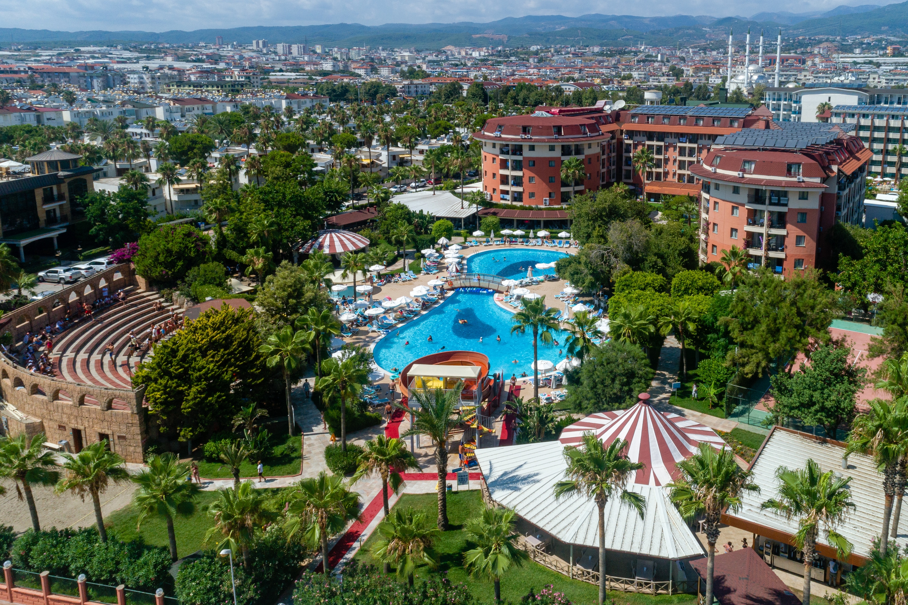 PALMERAS BEACH HOTEL