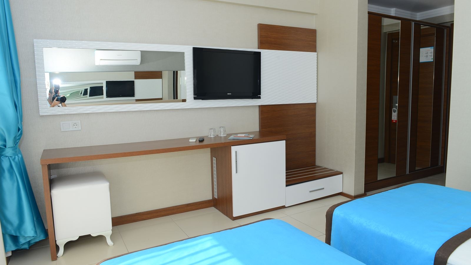 rooms-standard-room