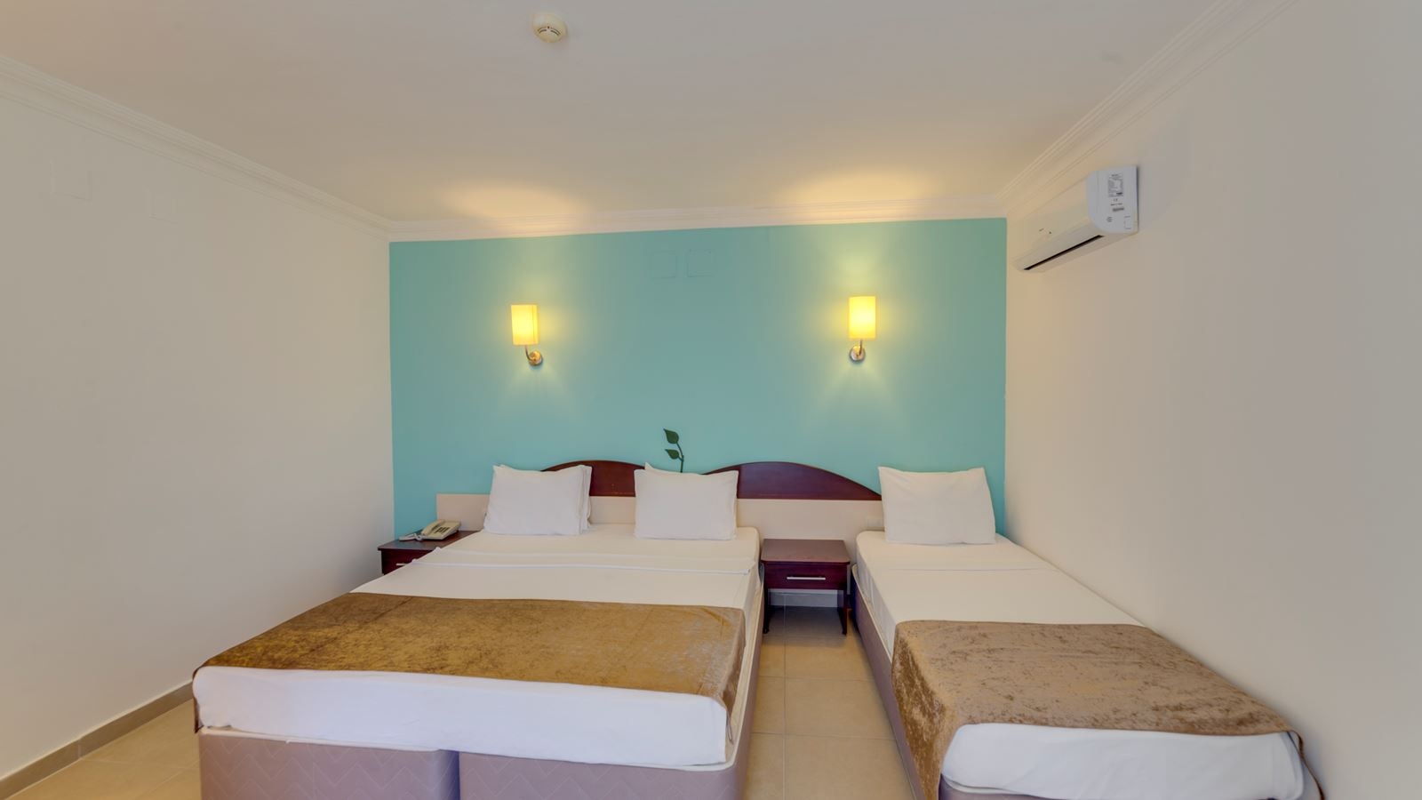 rooms-standard-room-land-view