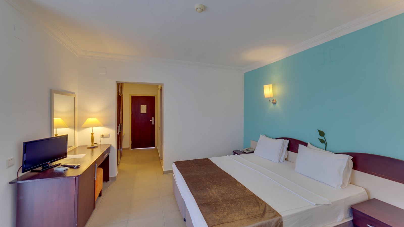 rooms-standard-room-land-view