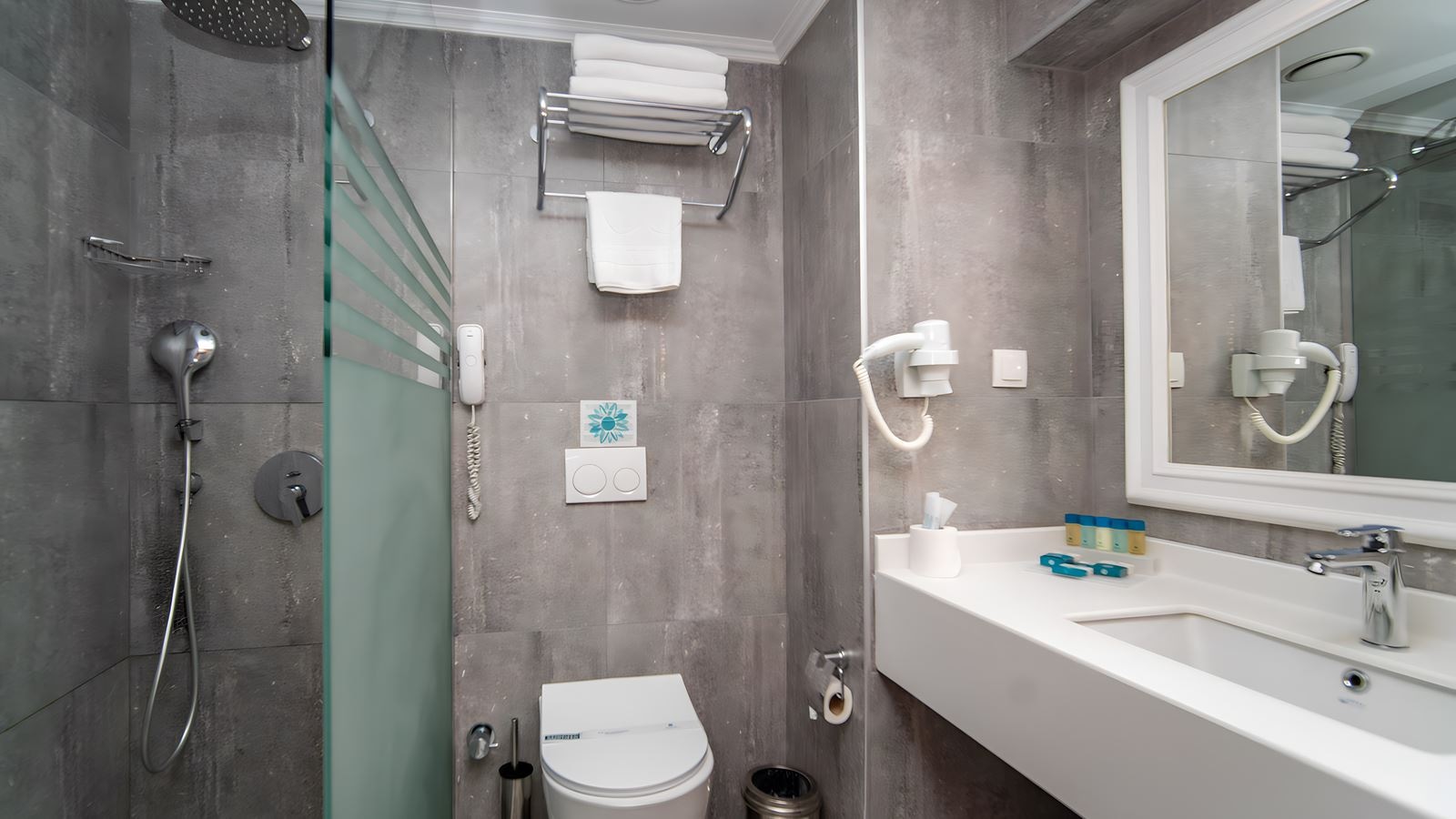 rooms-standart-room-land-view