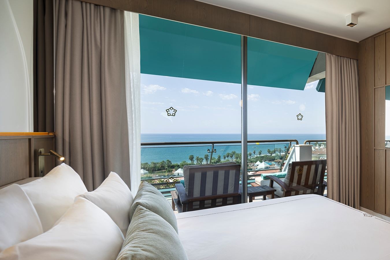 rooms-suite-sea-view