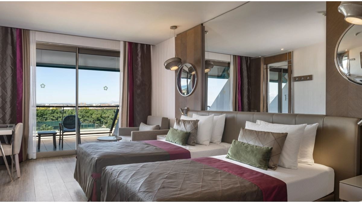 rooms-standart-land-view-room