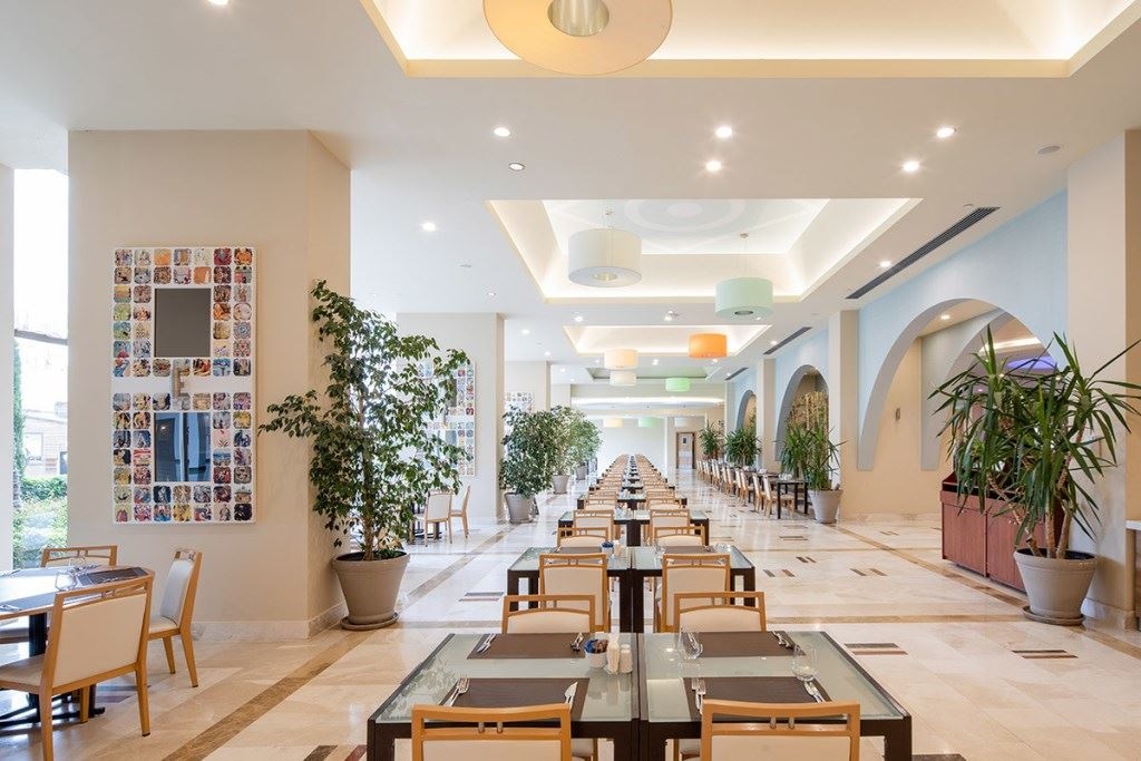 restaurants-restaurants