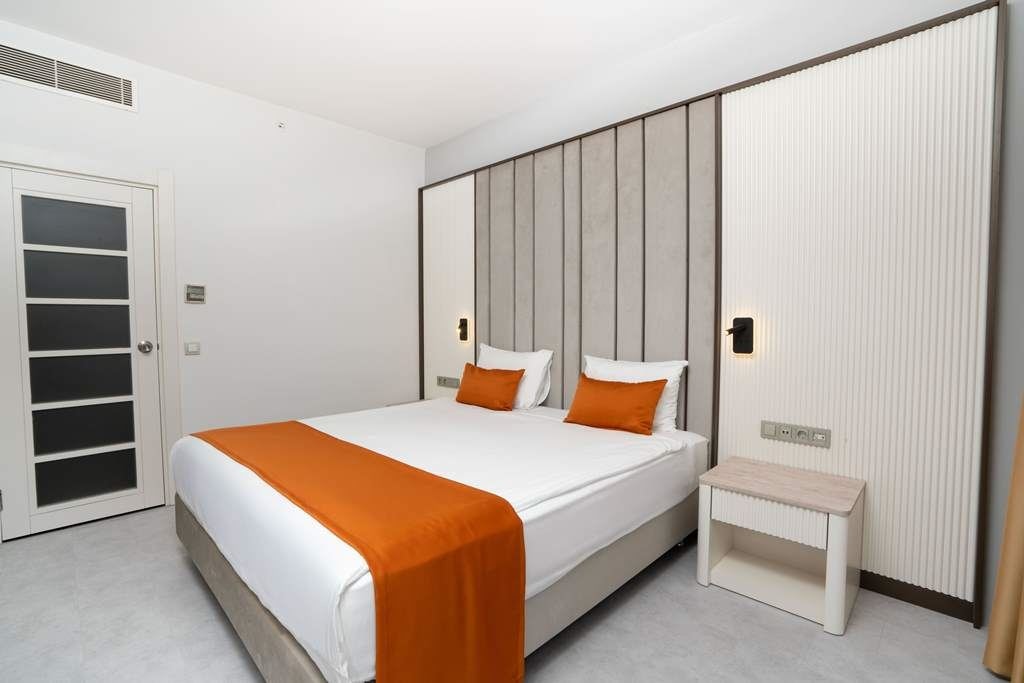 rooms-family-room-sea-side-view-2-bedrooms