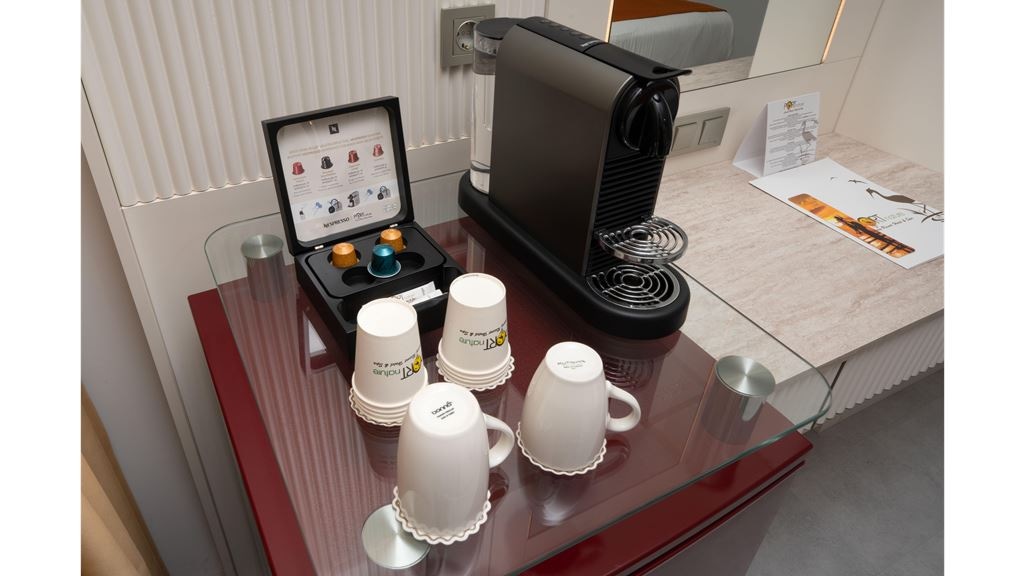 rooms-standard-room-sea-side-view