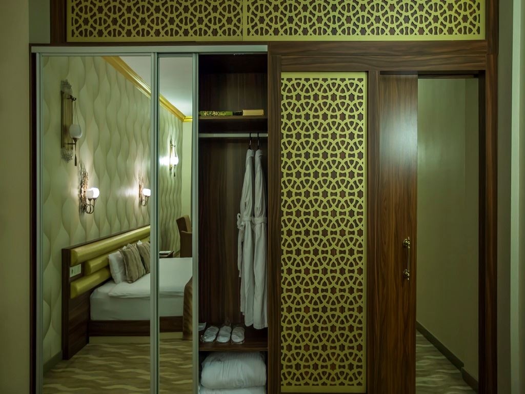 rooms-premium-suit-oda
