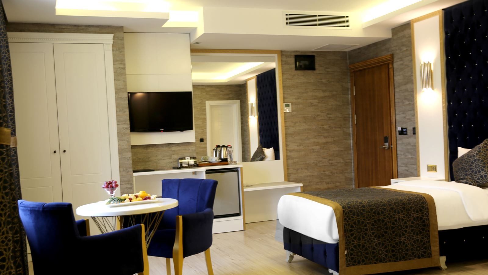 rooms-double-standard