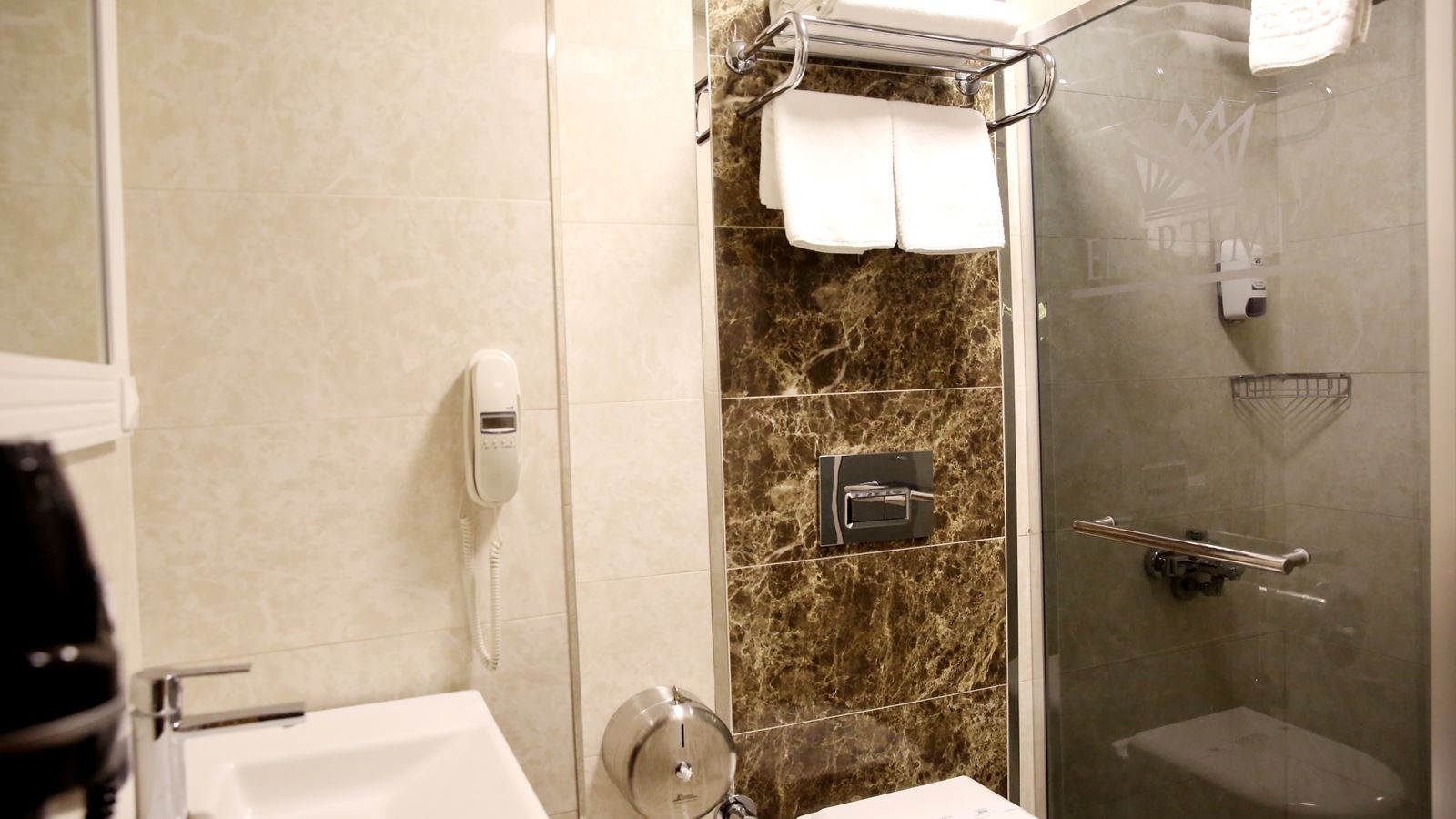 rooms-single-standard