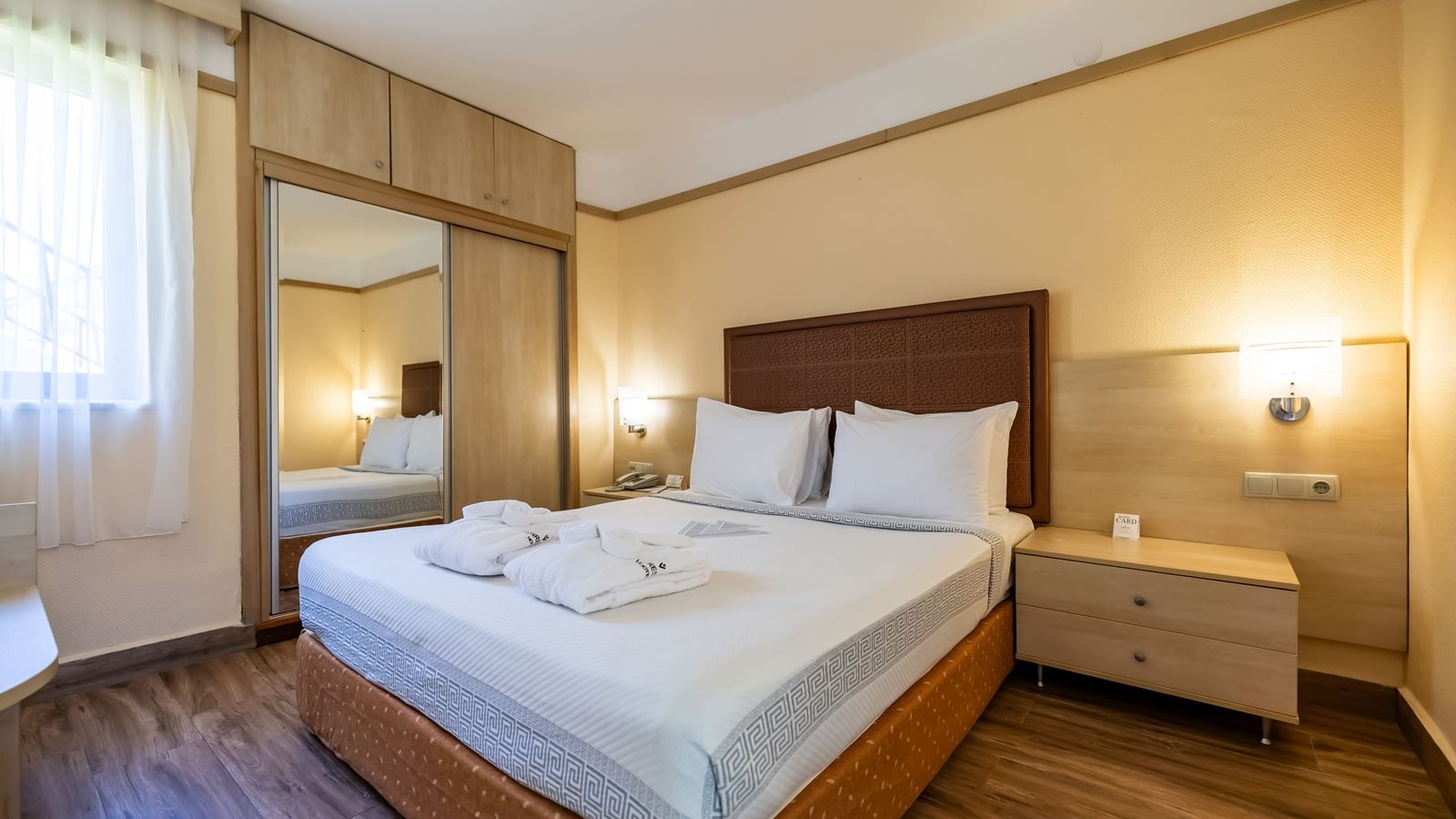 rooms-family-room-2-bedrooms