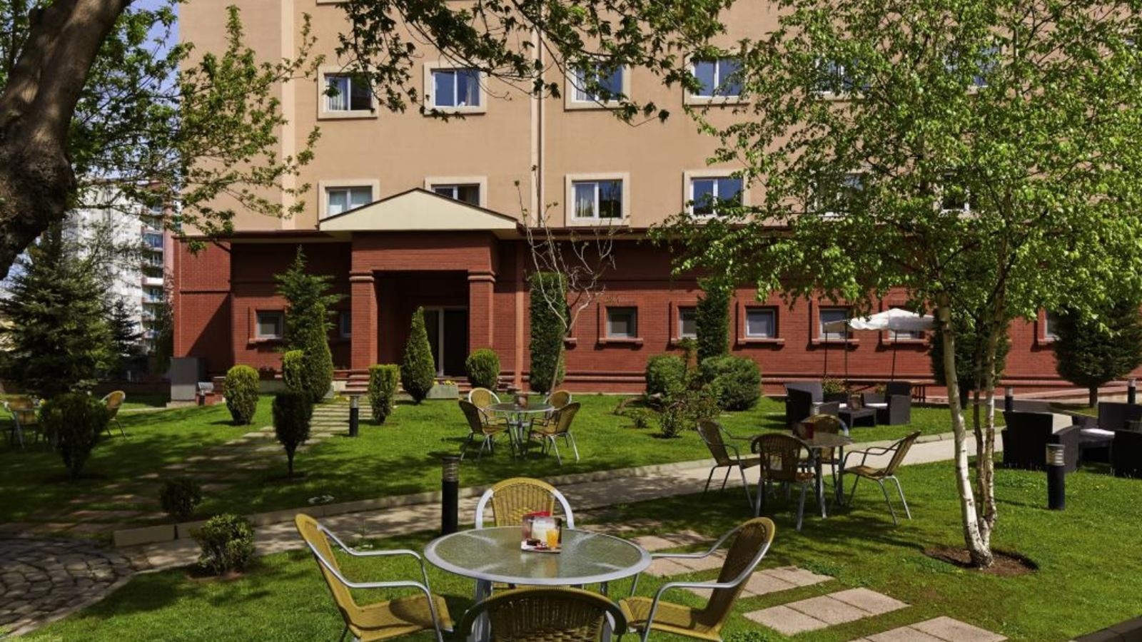 general-main-building