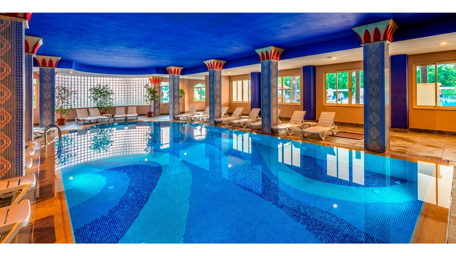 pools-indoor-pool