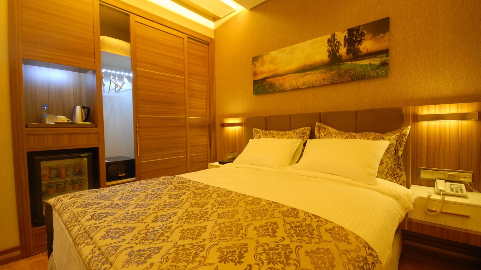 rooms-standard-room