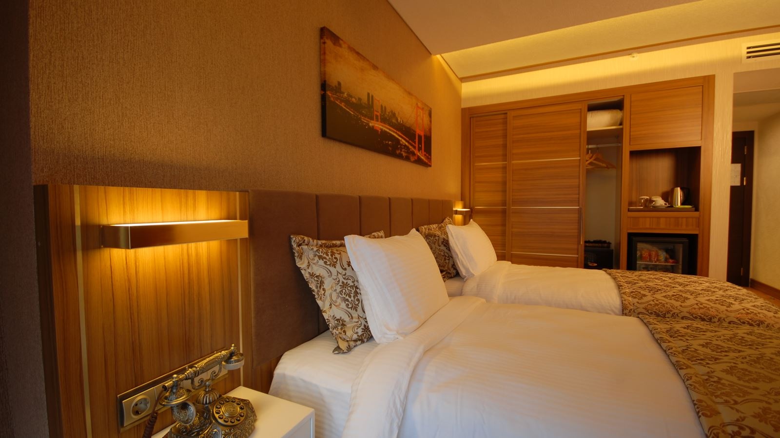 rooms-standard-room