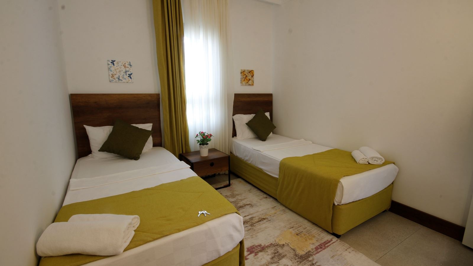 rooms-family-room-two-bedrooms