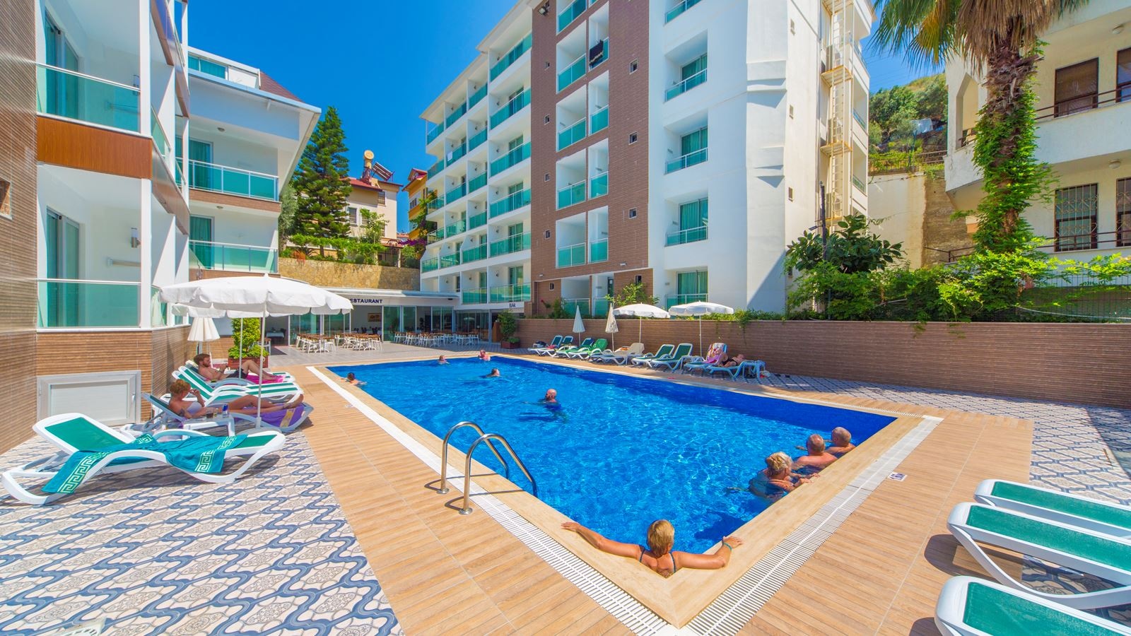 pools-outdoor-pool