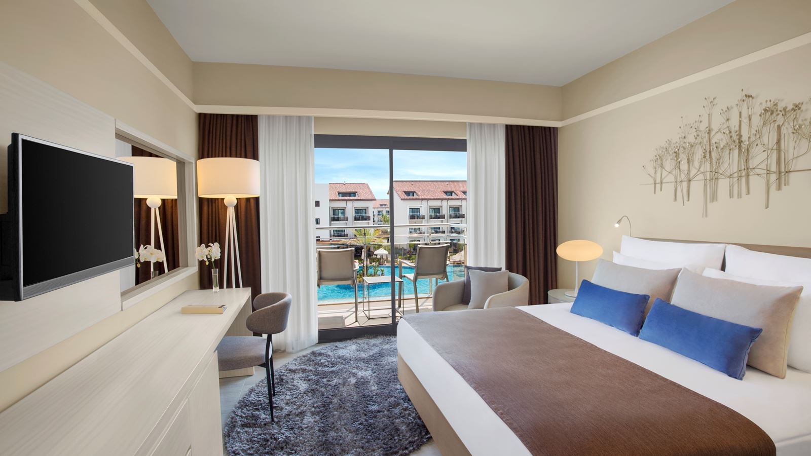 rooms-family-side-sea-view-room