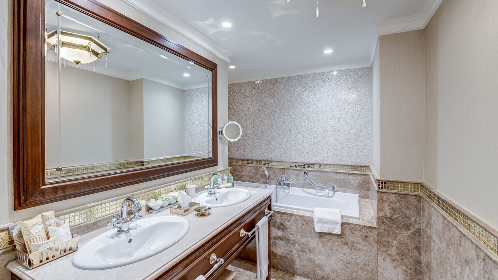 rooms-deluxe-connection-seaview