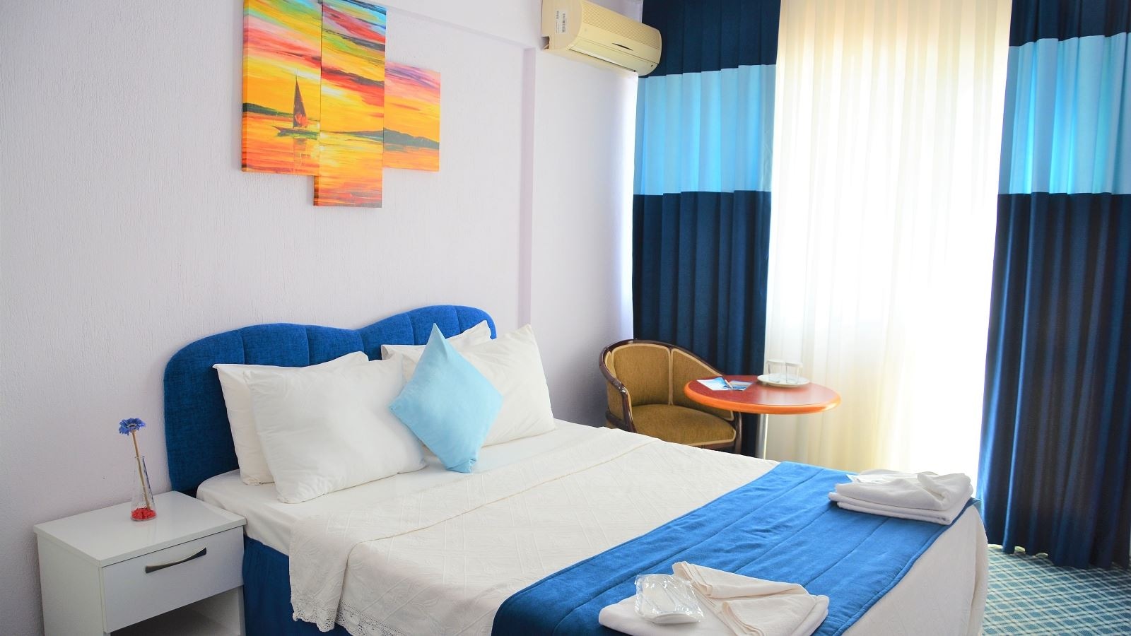 rooms-standart-yandan-deniz-manzarali-oda