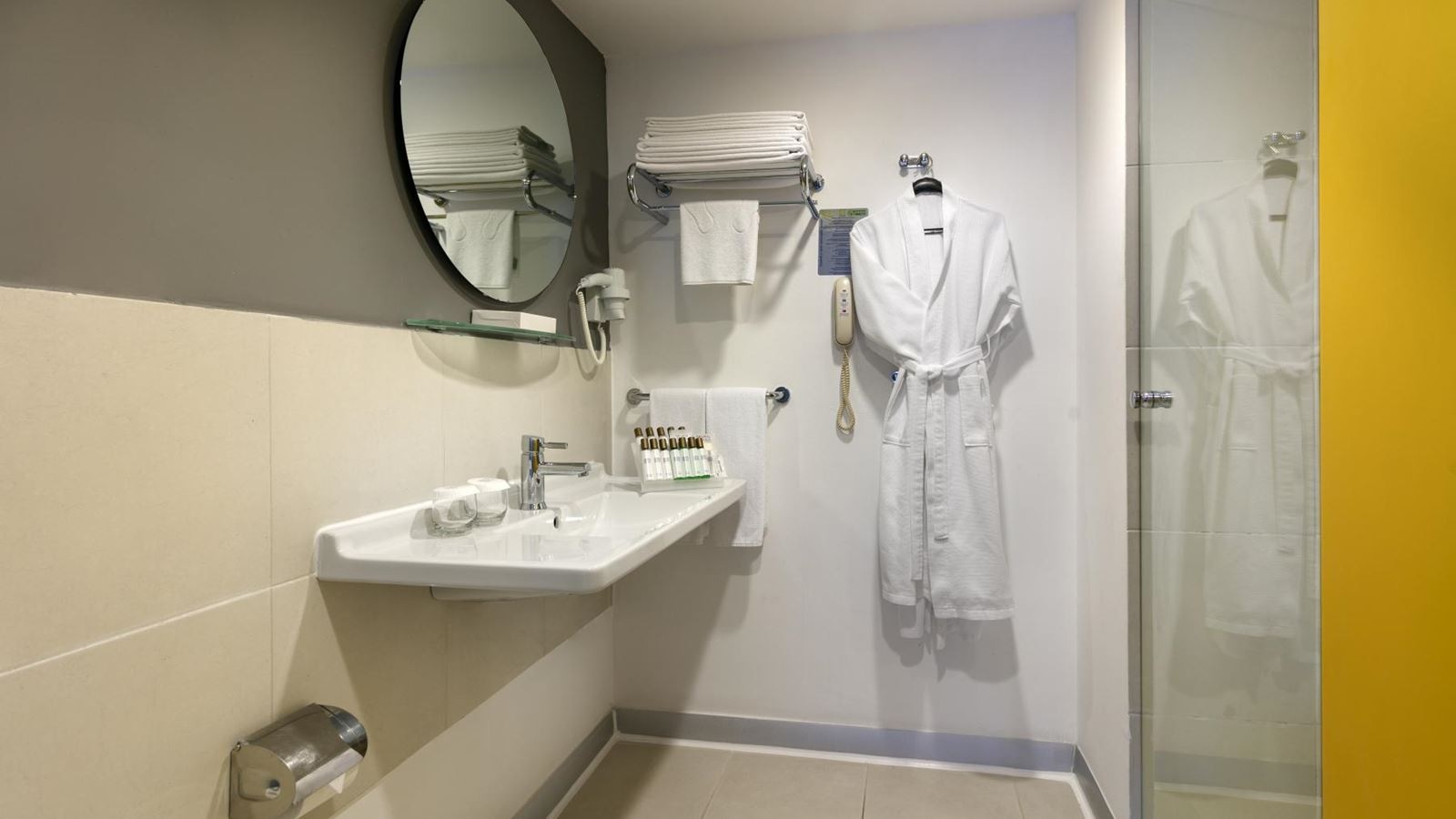 rooms-hotel-family-room