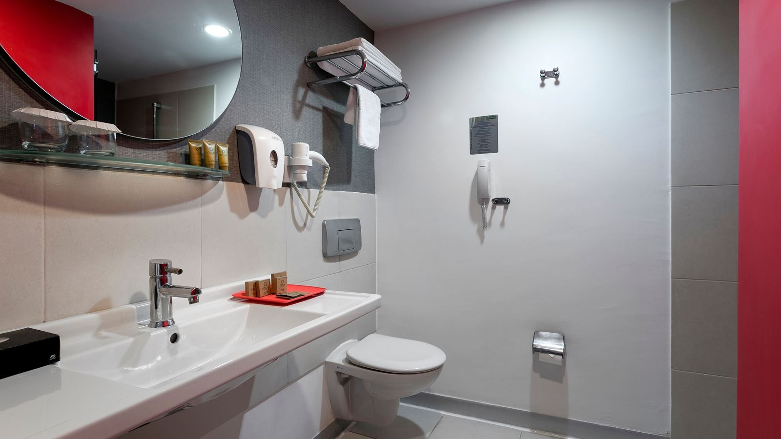 rooms-hotel-standard-room-garden-view-no-balcony