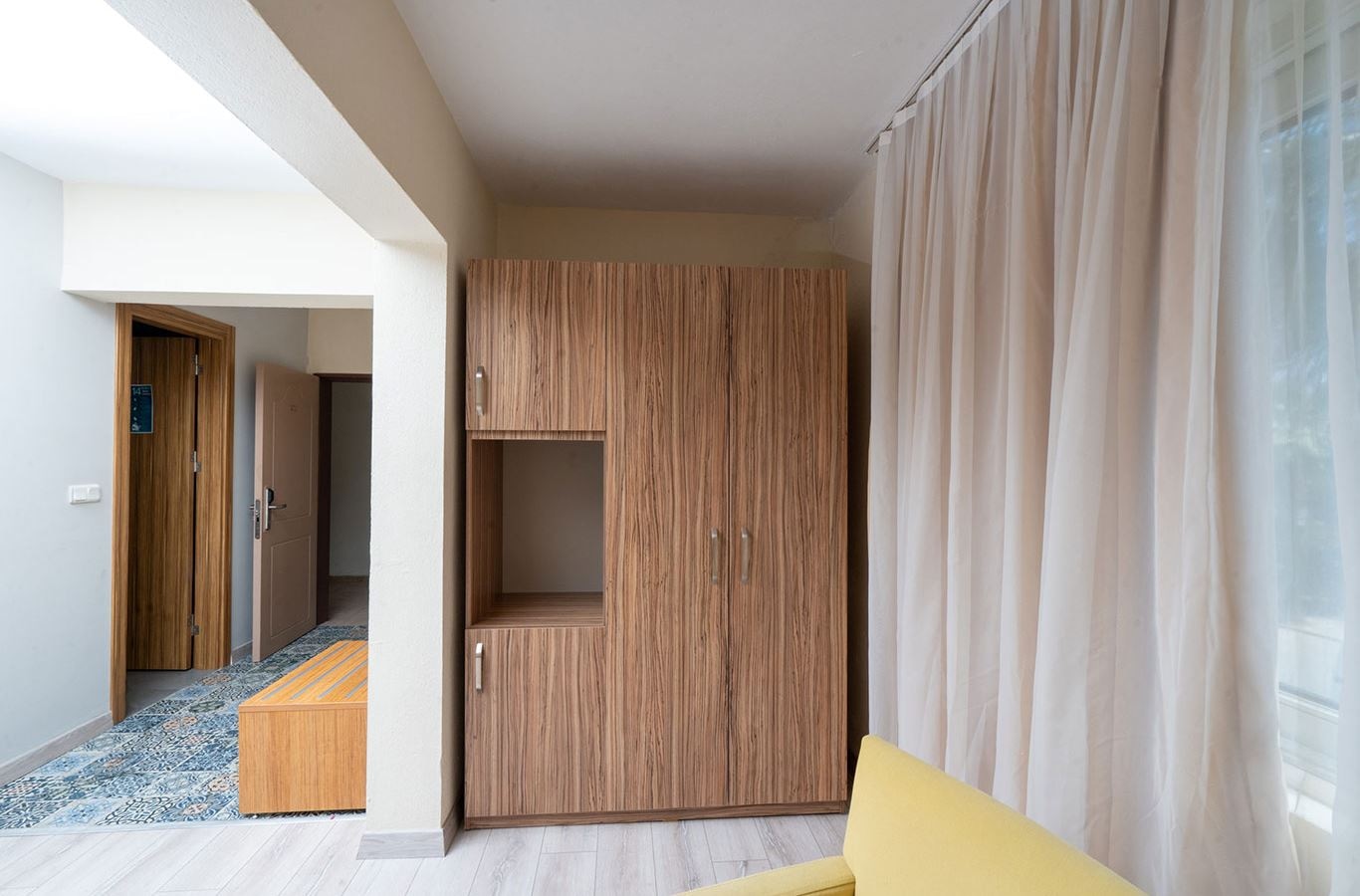 rooms-corner-suite