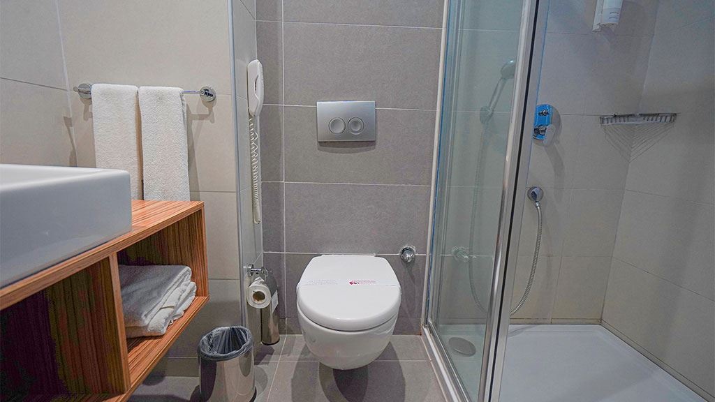 rooms-standard-room-side-sea-view