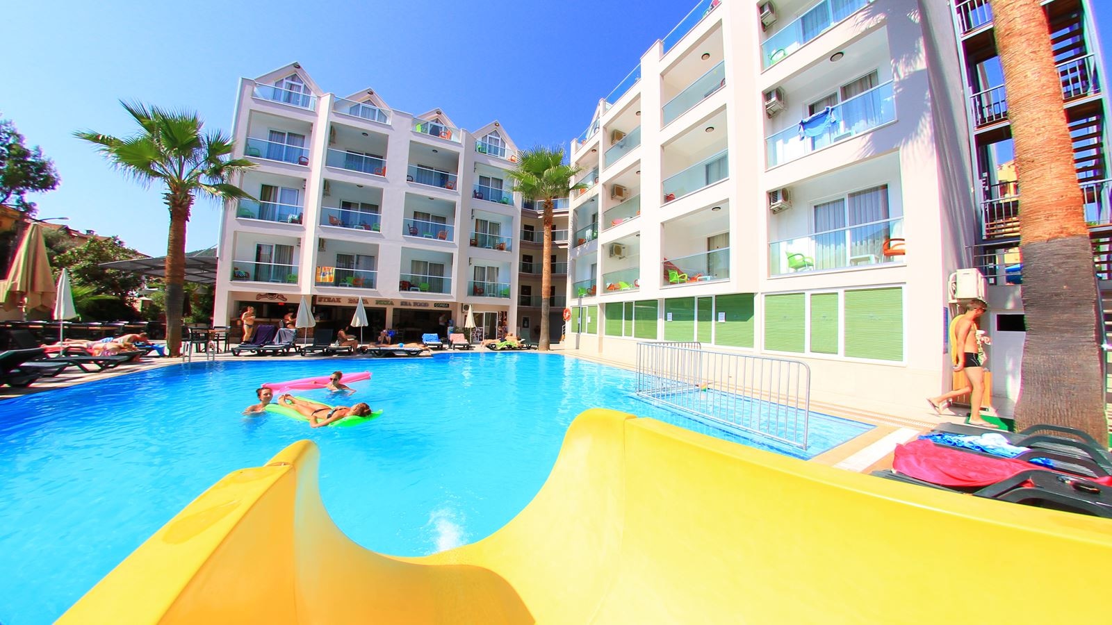 water-park-water-park