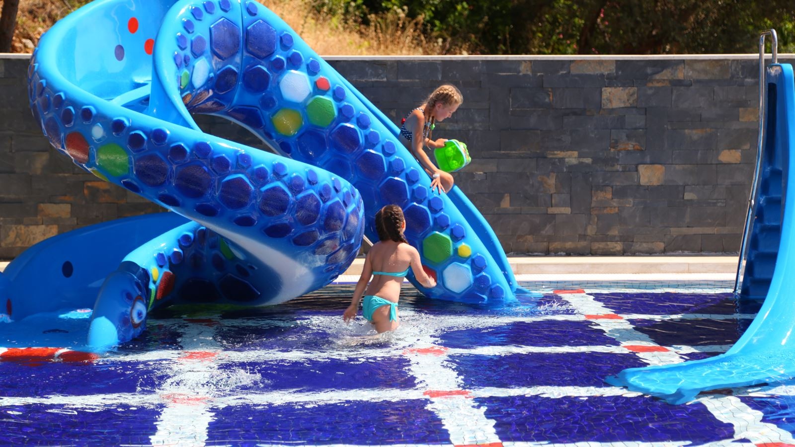 pools-outdoor-childrens-pool