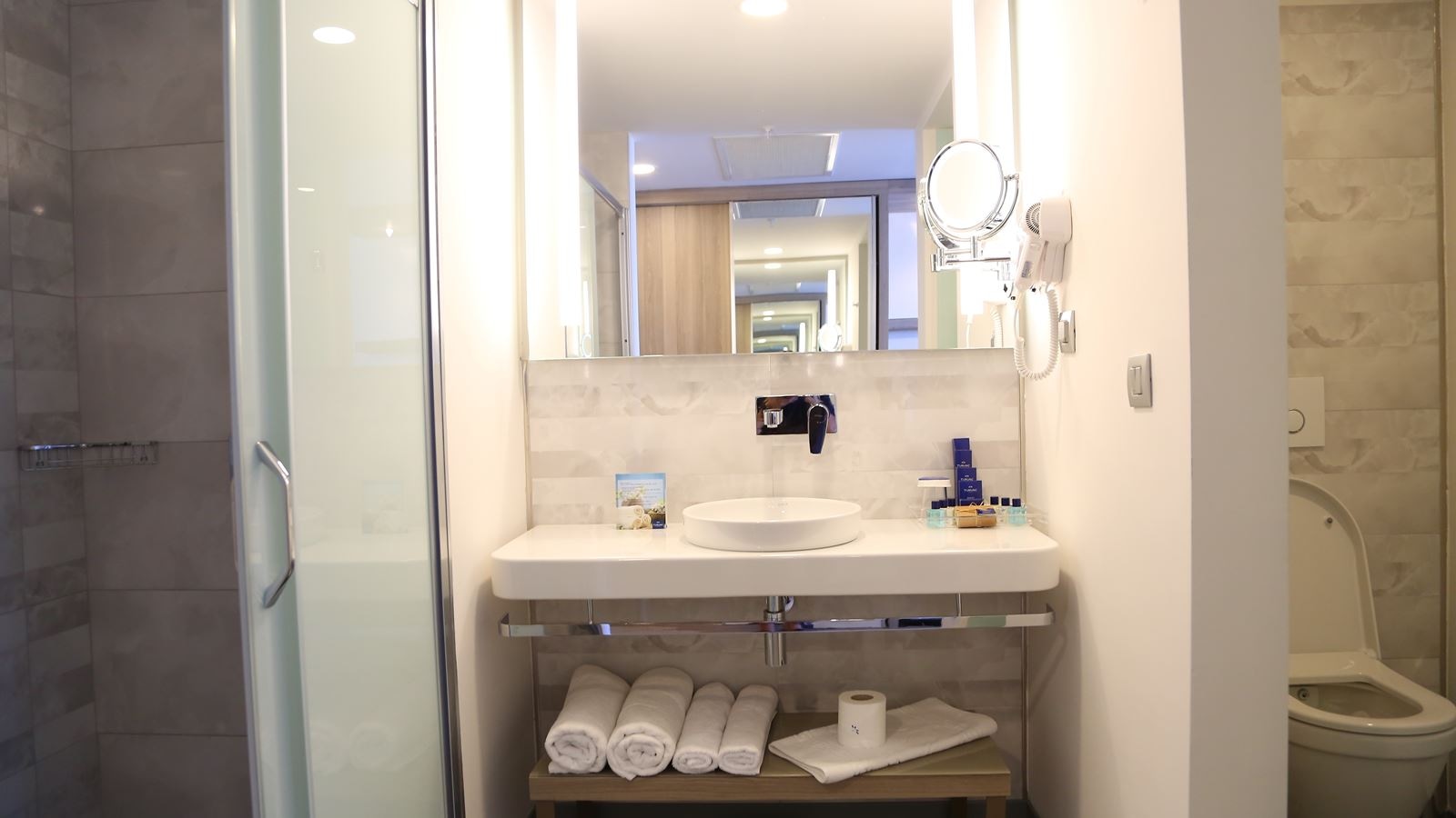 rooms-premium-room-with-jakuzzi-sea-view