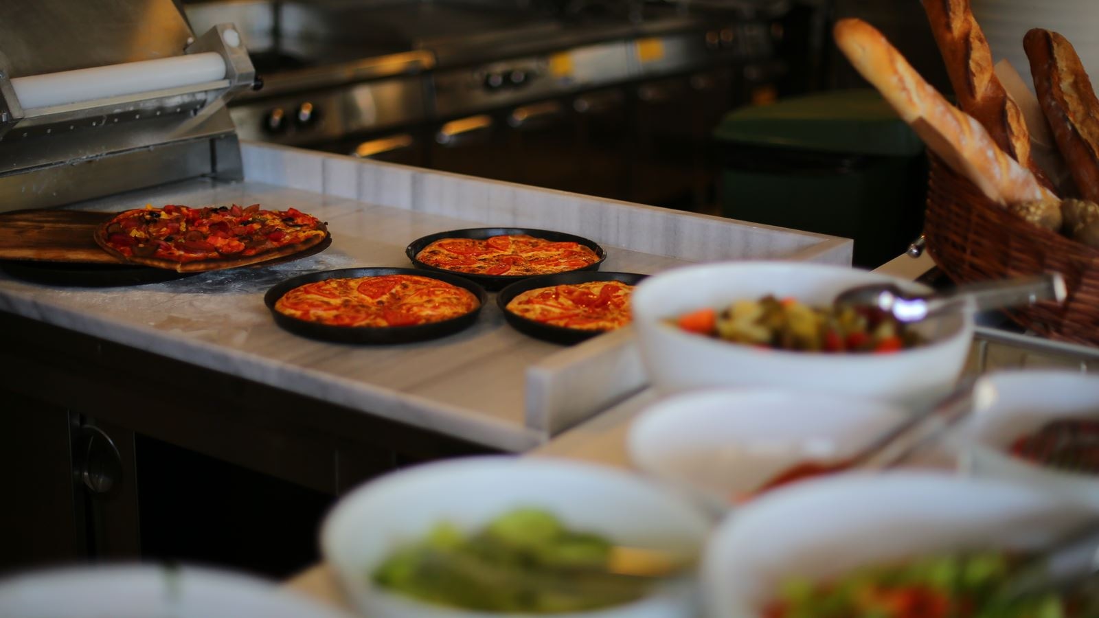 restaurants-restaurants