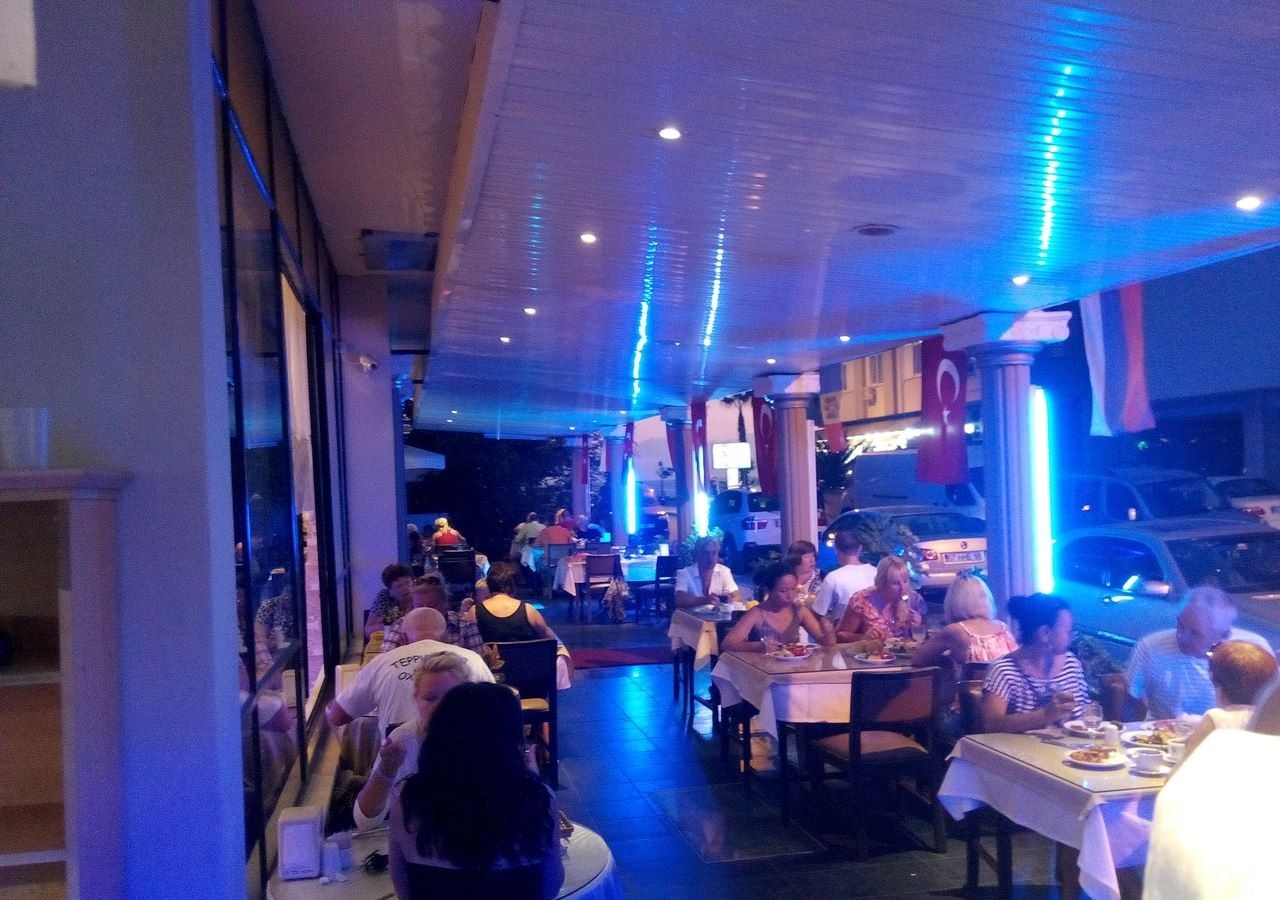 restaurants-kleopatra-sahara