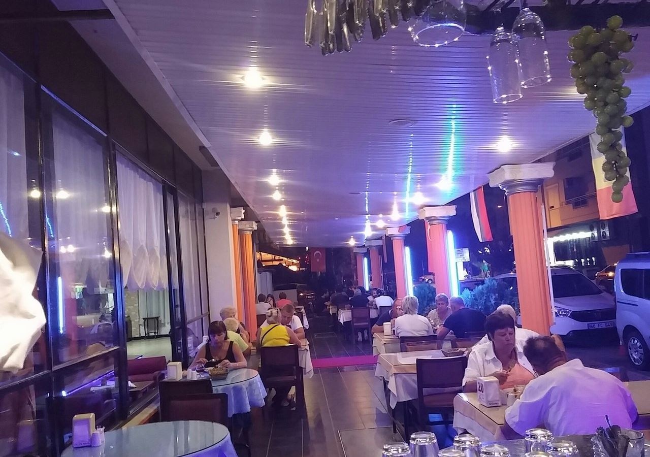 restaurants-kleopatra-sahara