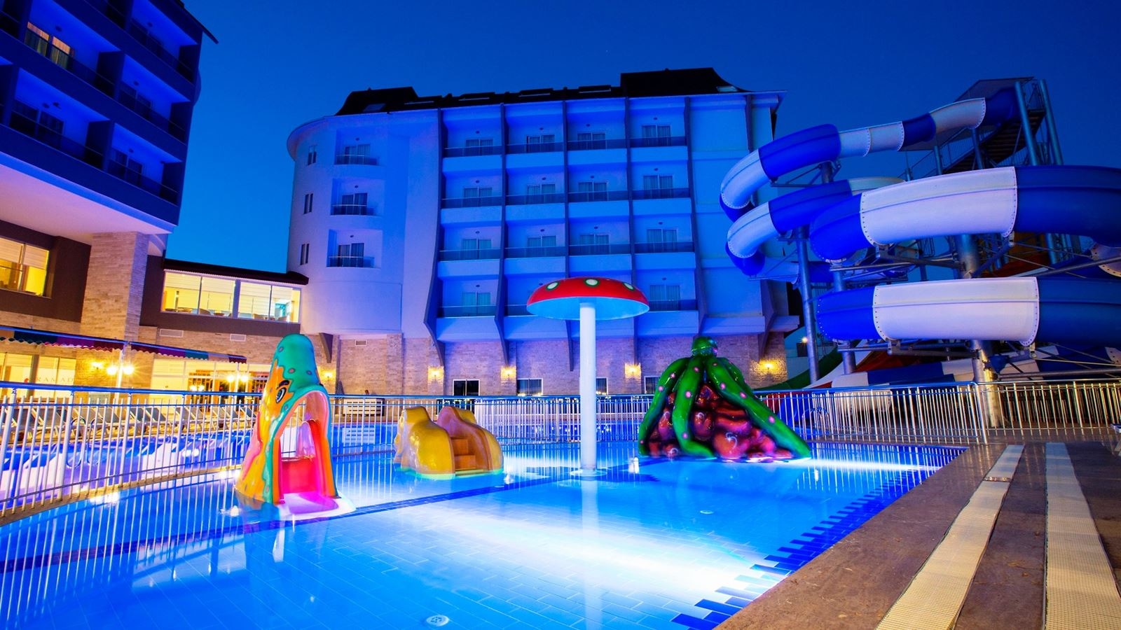 water-park-water-park