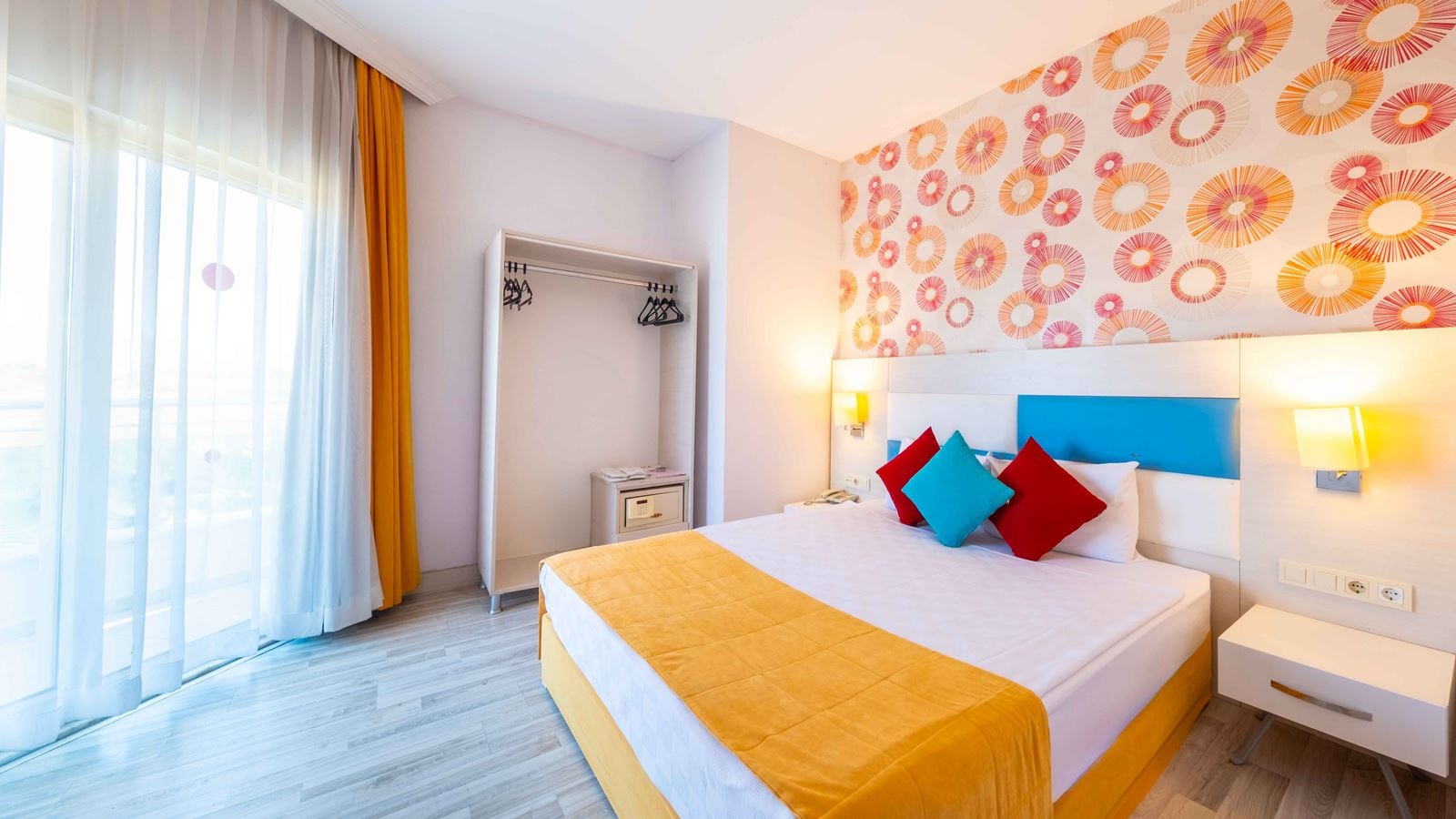 rooms-family-room-2-bedrooms