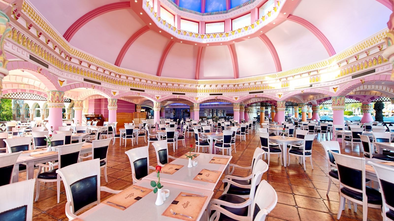 restaurants-amber-main-restaurant