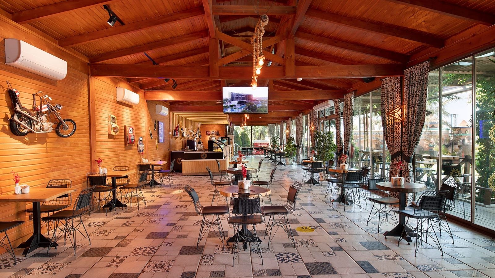 bars-cafe-house