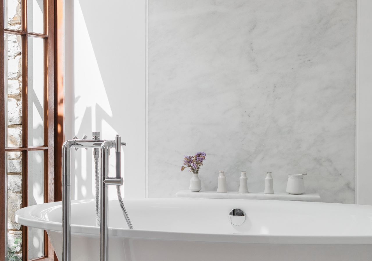 rooms-pool-pavillion-garden-view